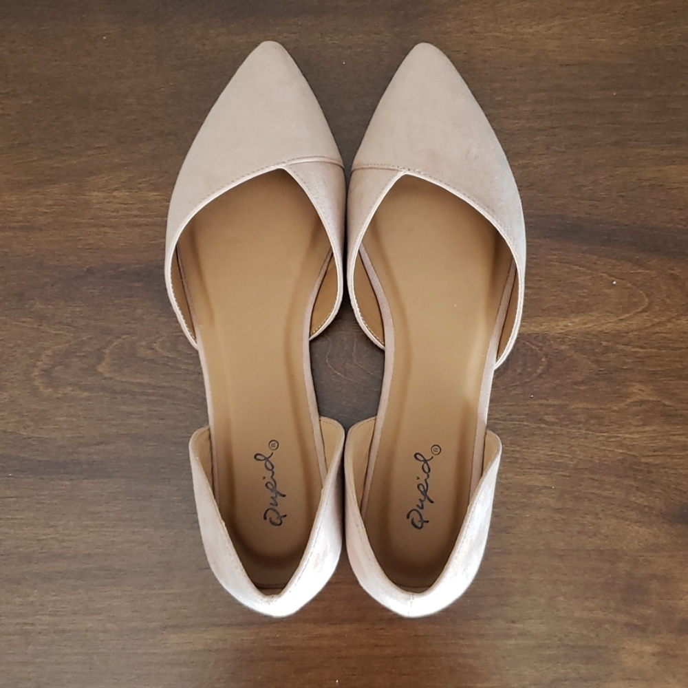 • qupid • flats •